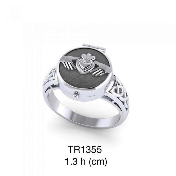 Live in the treasure of love, friendship, and loyalty~ Celtic Knot Claddagh Poison Sterling Silver Ring TR1355