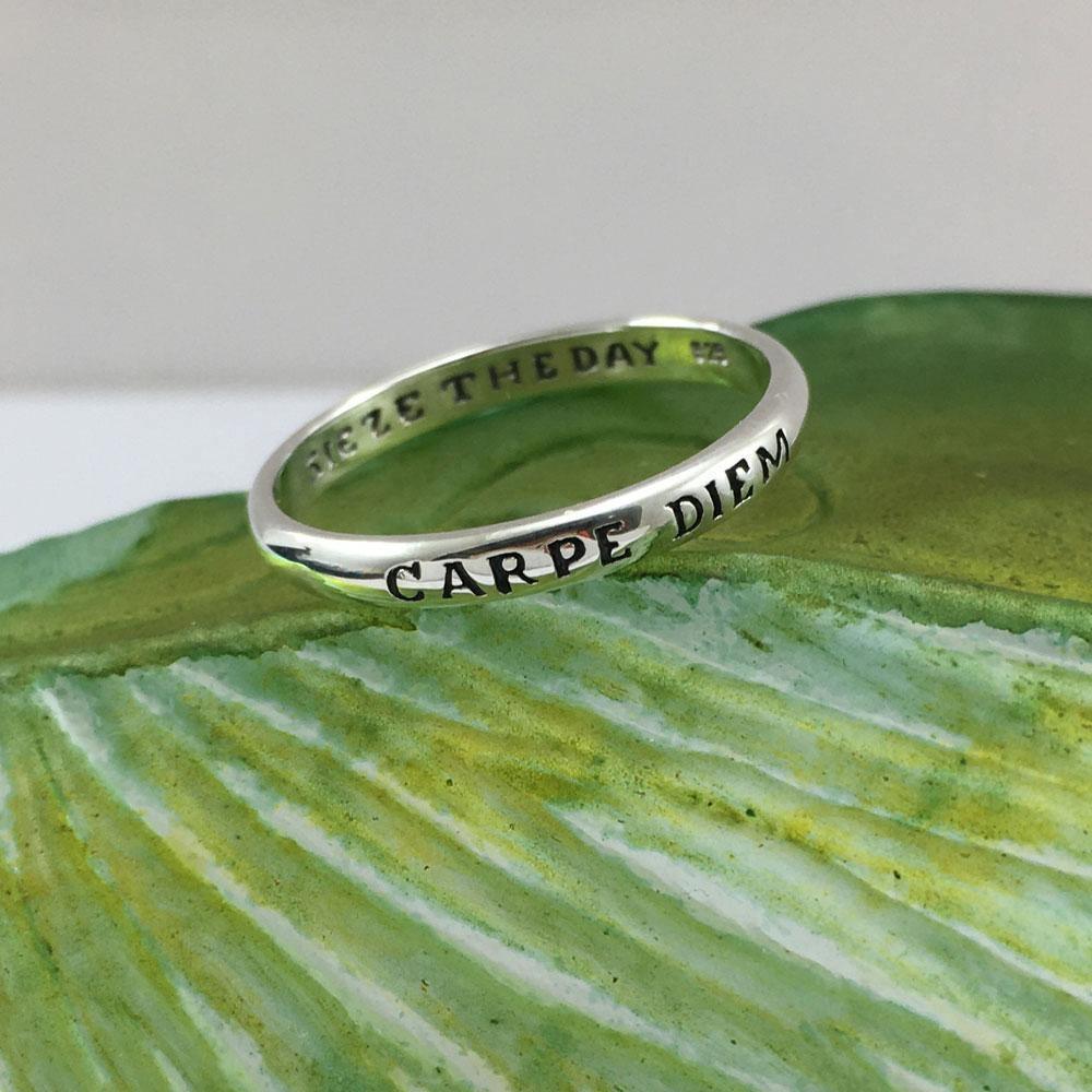 CARPE DIEM SEIZE THE DAY Sterling Silver Ring TRI618
