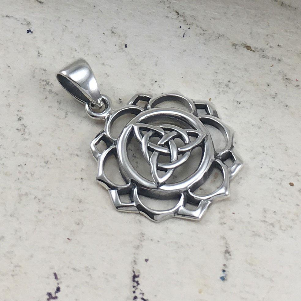 Triquetra Chakra Silver Pendant TPD5669 - Wholesale Jewelry