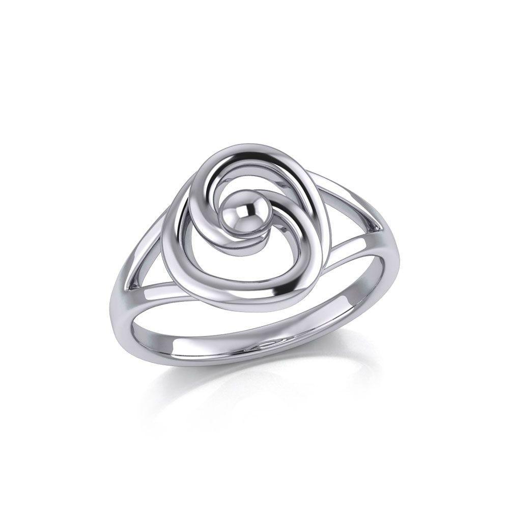 Contemporary TRI1122 Ring