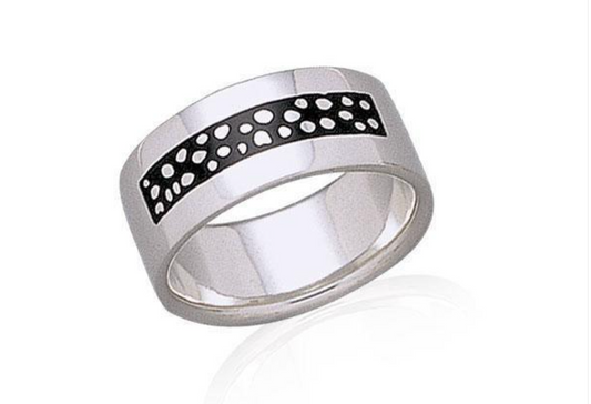 Dot Enamel Silver Ring – The Ultimate Statement Piece for Any Occasion