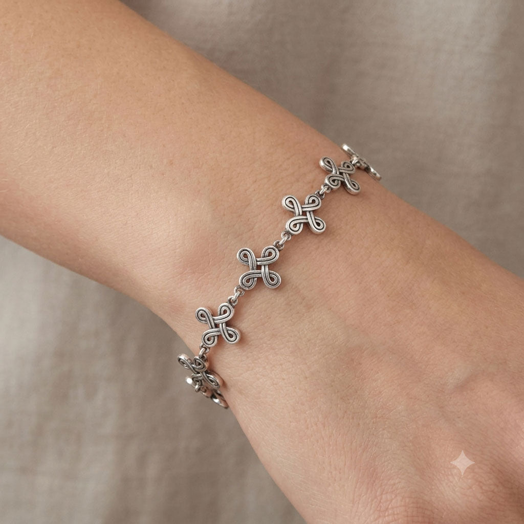 Celtic Knot Sterling Silver Link Bracelet TBG076