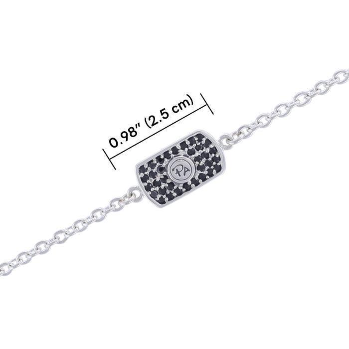 Performance Amulet TBL257