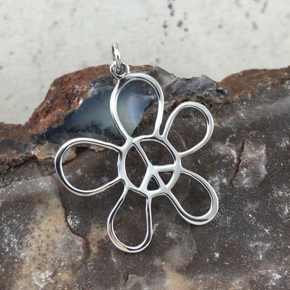 Flower Peace Silver Charm TCM398