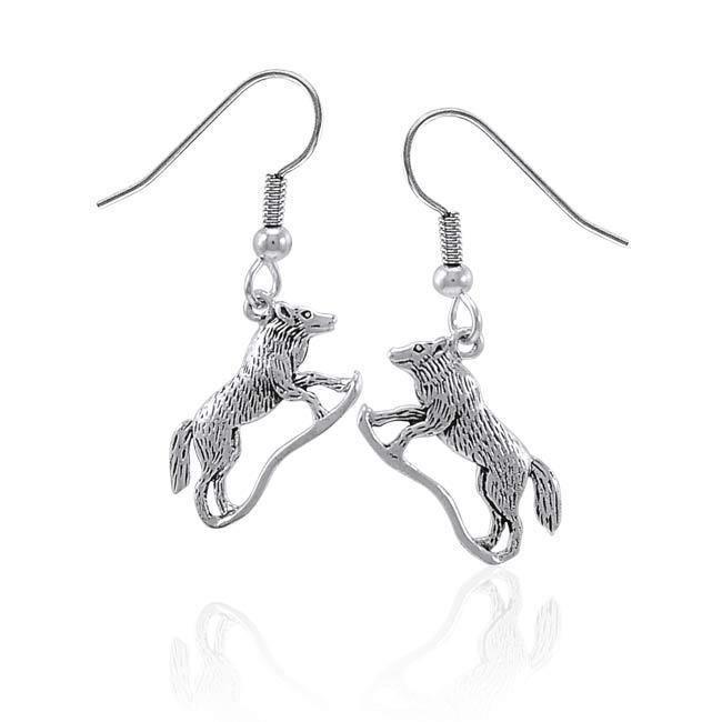 Running Wolf Silver Earrings TE226