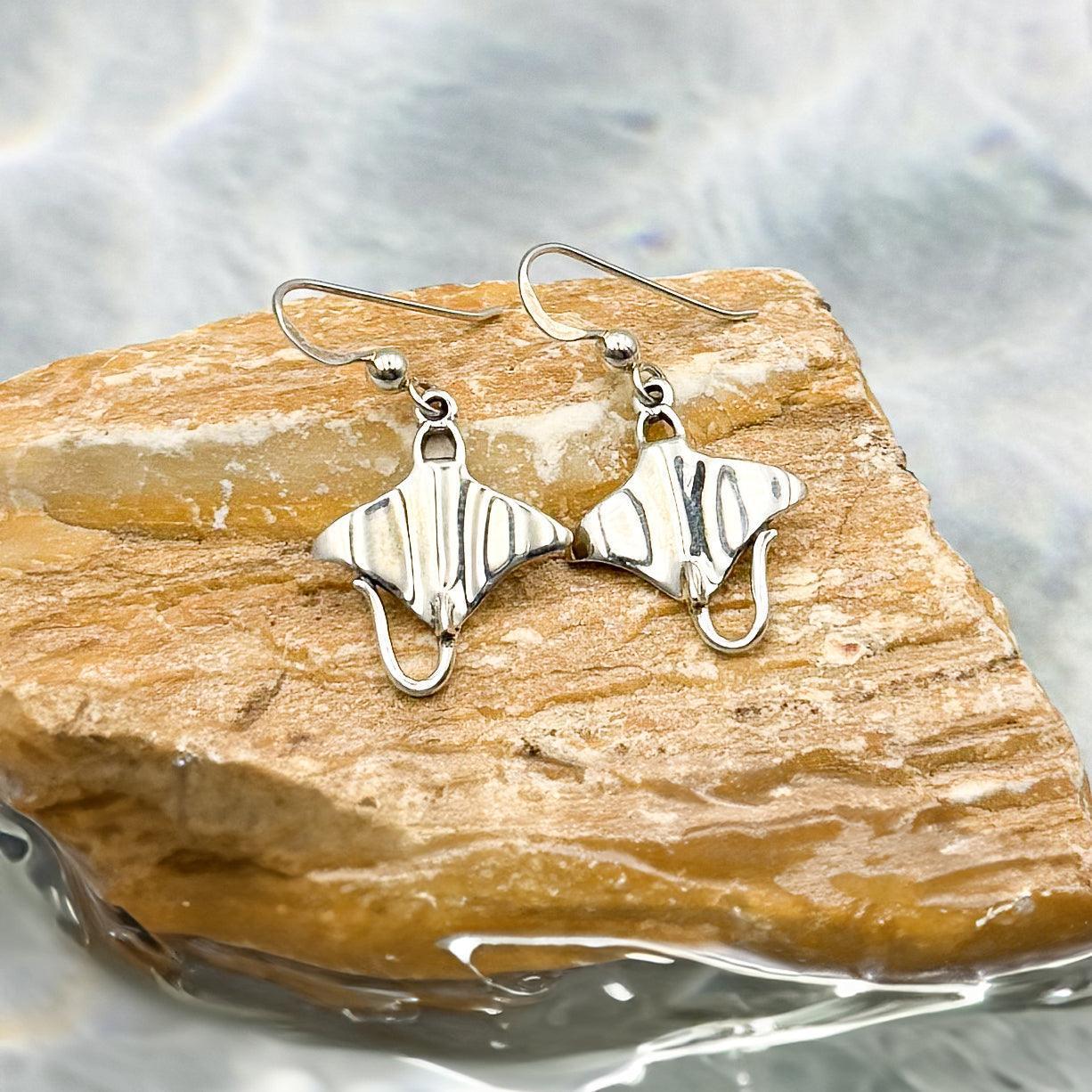 Manta Ray Silver Earrings TE963 - Wholesale Jewelry