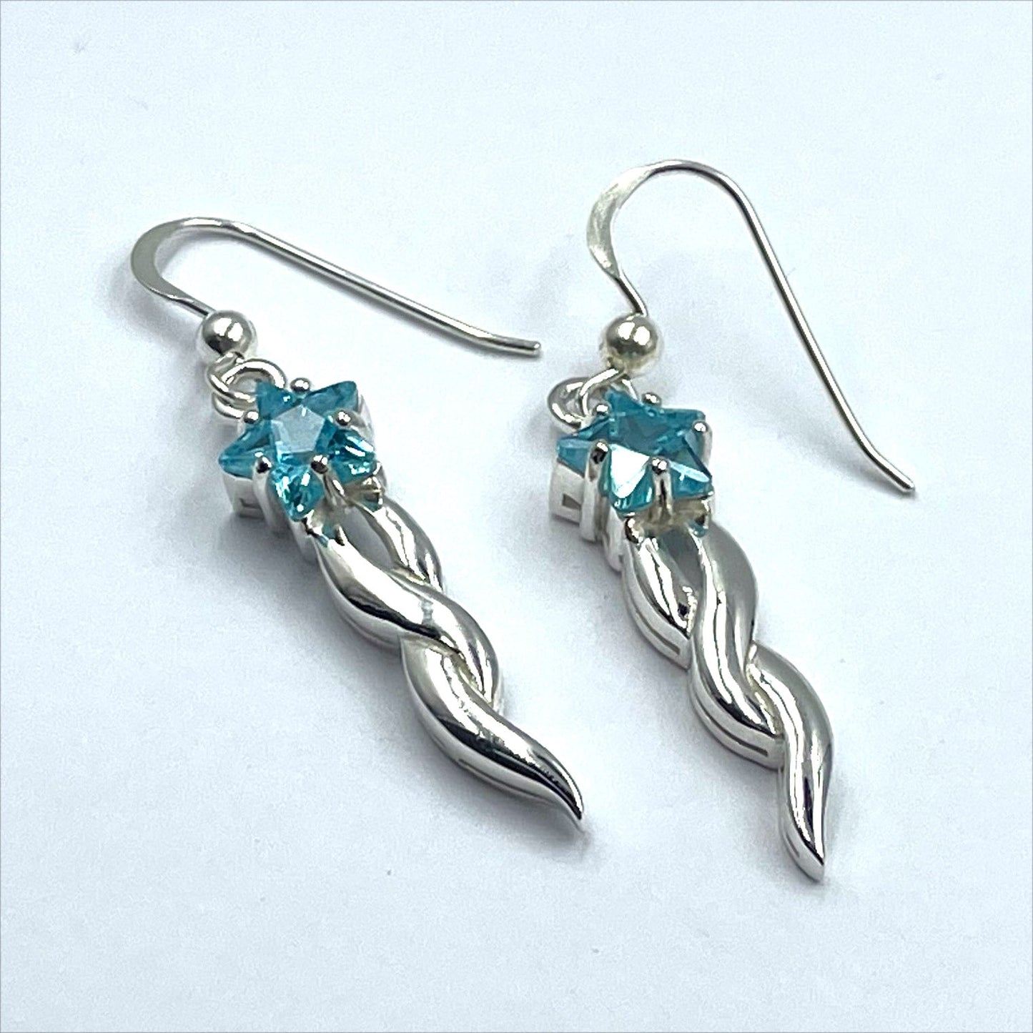 Designer Shooting Star Cubic Zirconia Earrings TER856