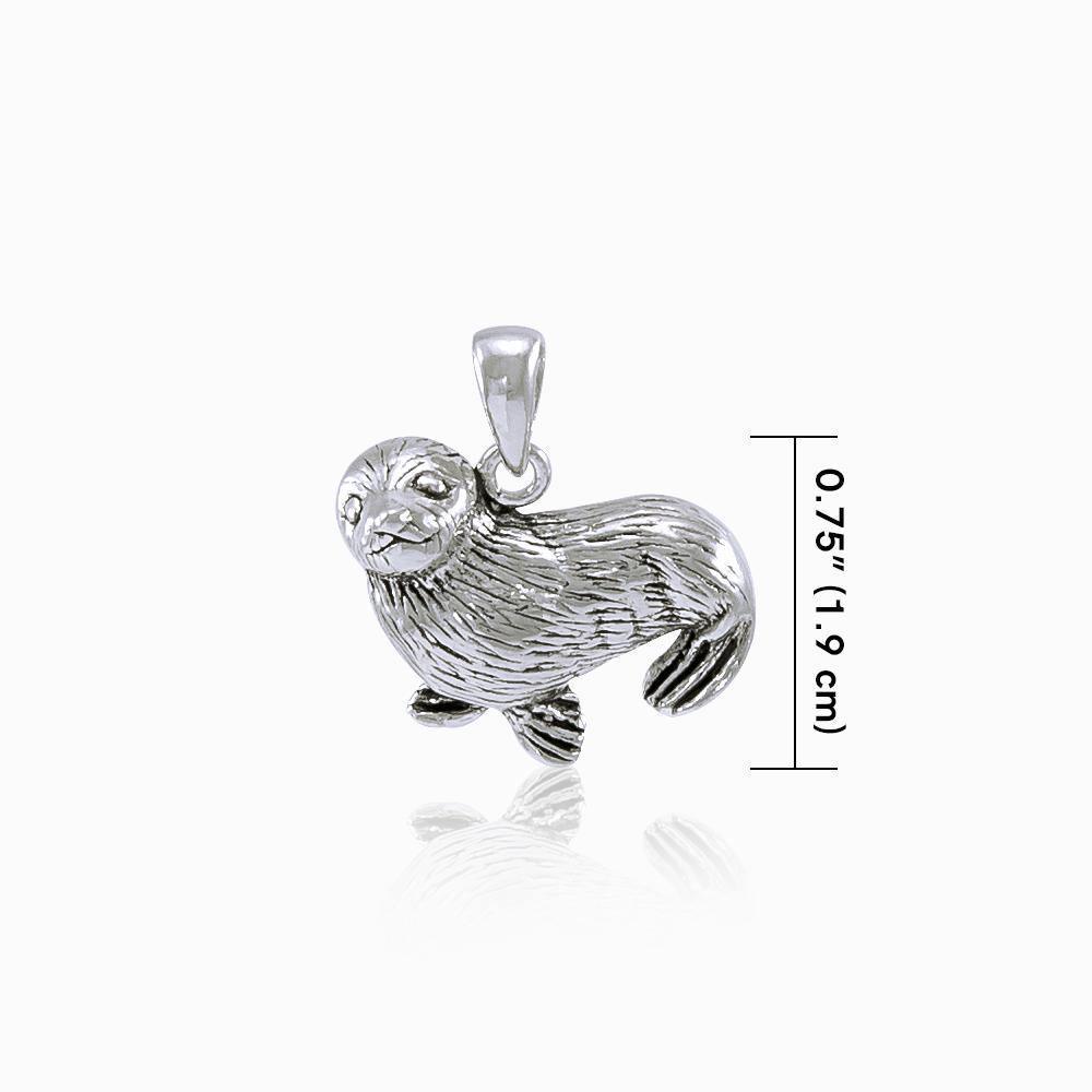 Sitting Seal Silver Pendant TP1519