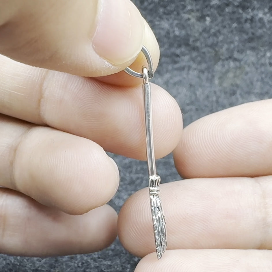 A Classic Wiccan symbol ~ Sterling Silver Broomstick Pendant TP1523