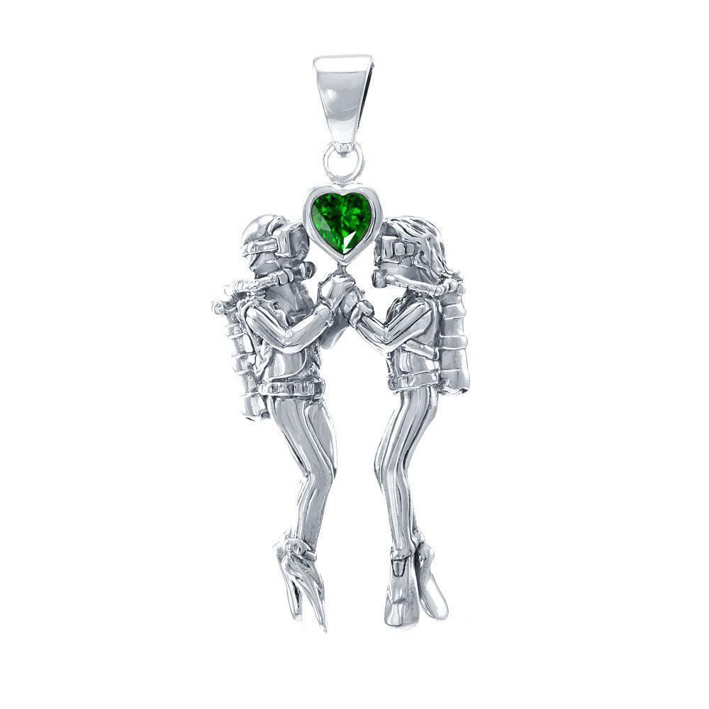 Gazing Dive Lovers Silver Pendant TP2685