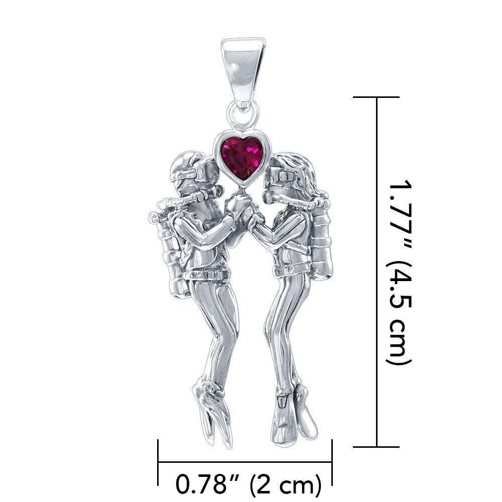 Gazing Dive Lovers Silver Pendant TP2685