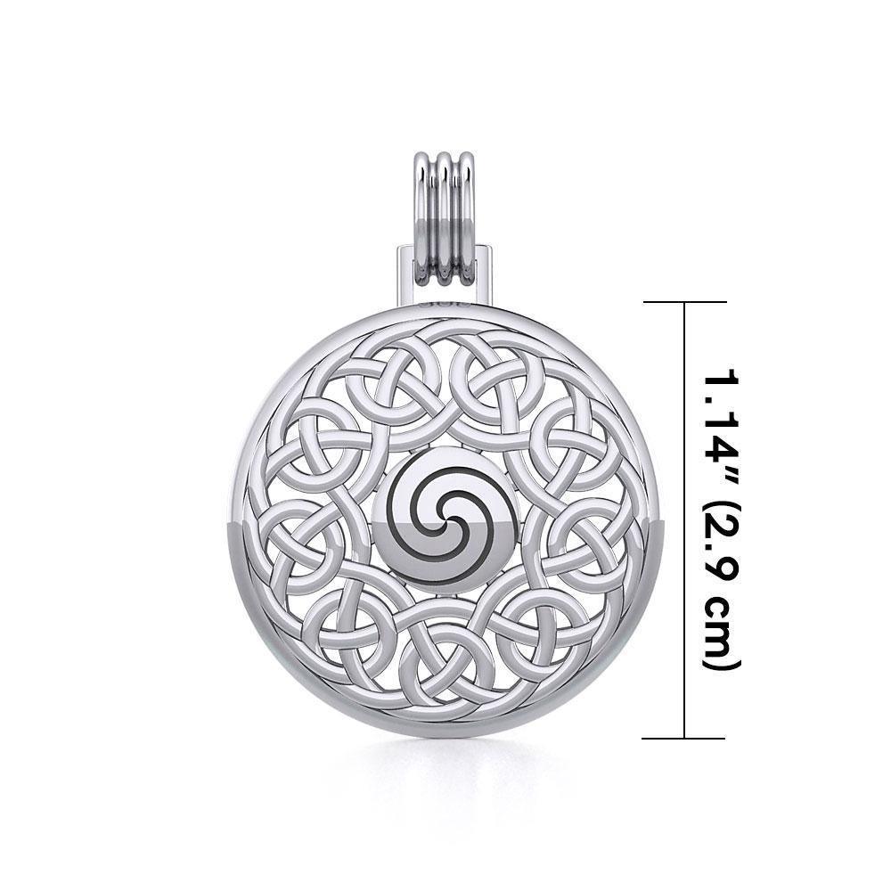 Celtic Knotwork Triskelion Pendant TPD1315