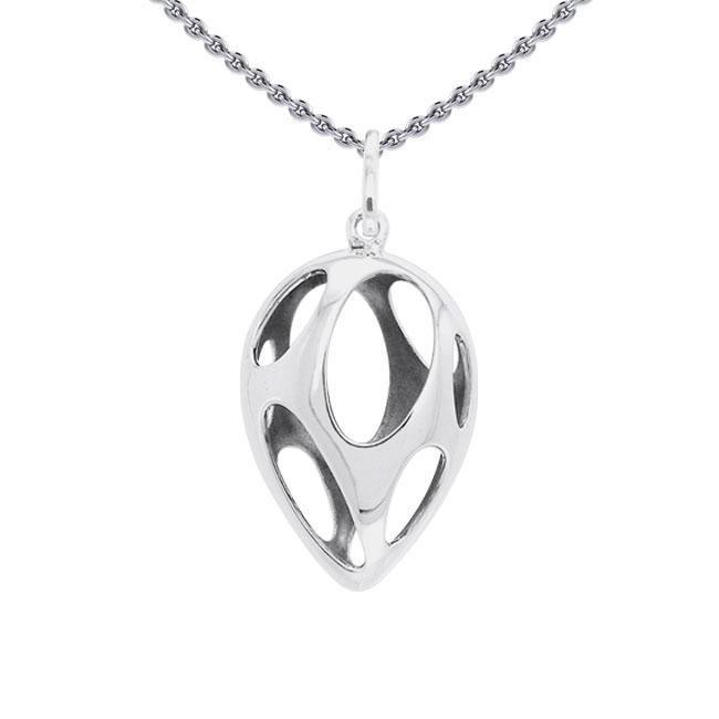 Bold Filigree Silver Pendant TPD3516