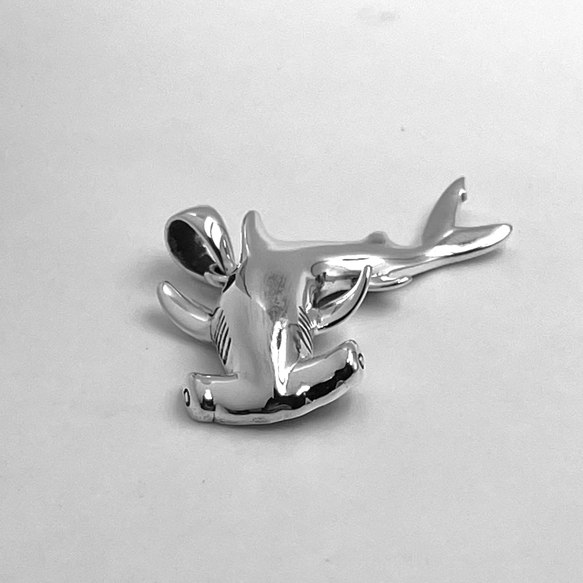 Swimming Hammerhead Shark Silver Pendant TPD5222