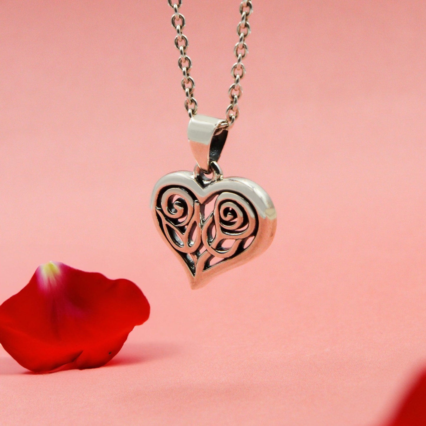 Double Roses in Heart Silver Pendant TPD6047 - peterstone.dropshipping