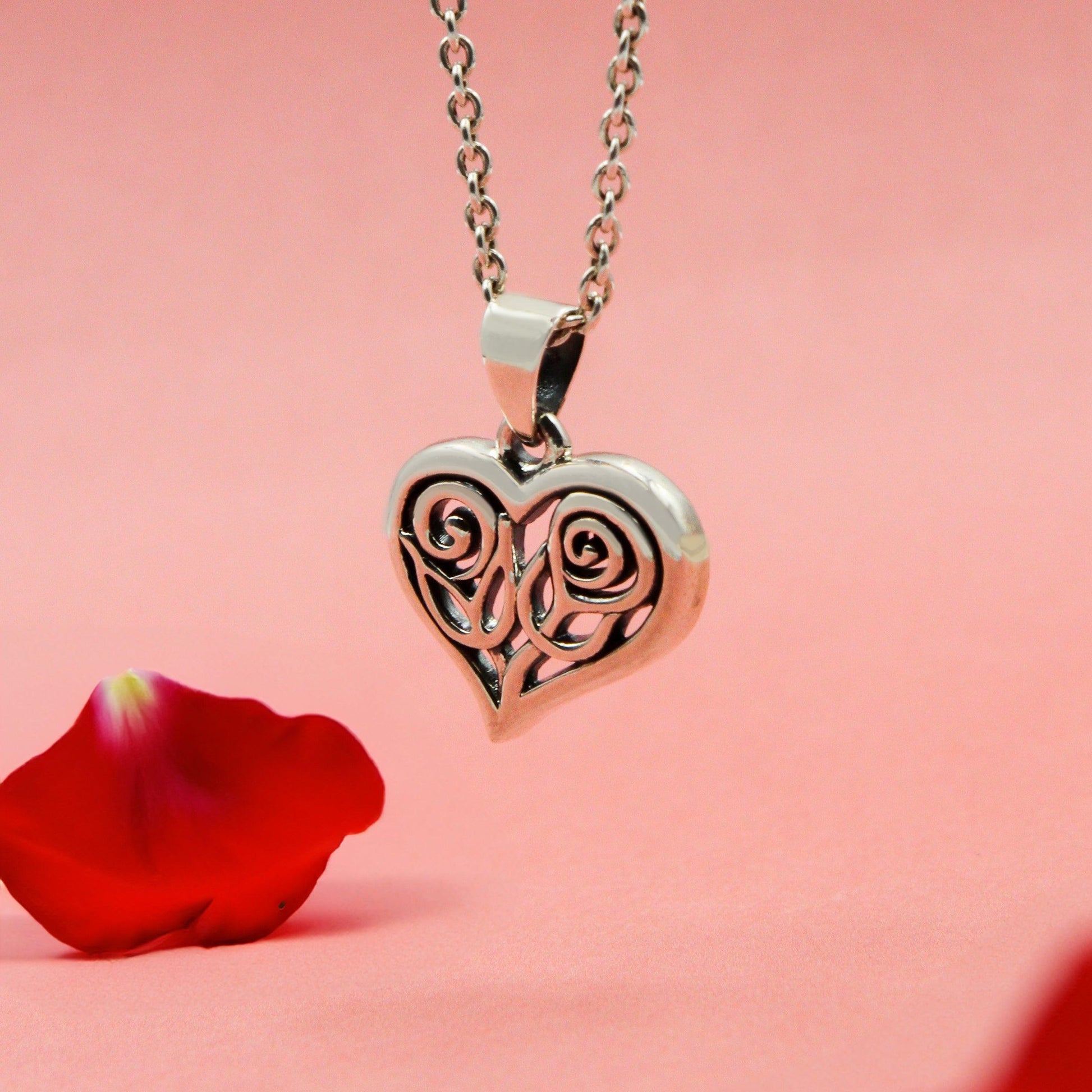 Double Roses in Heart Silver Pendant TPD6047 - peterstone.dropshipping