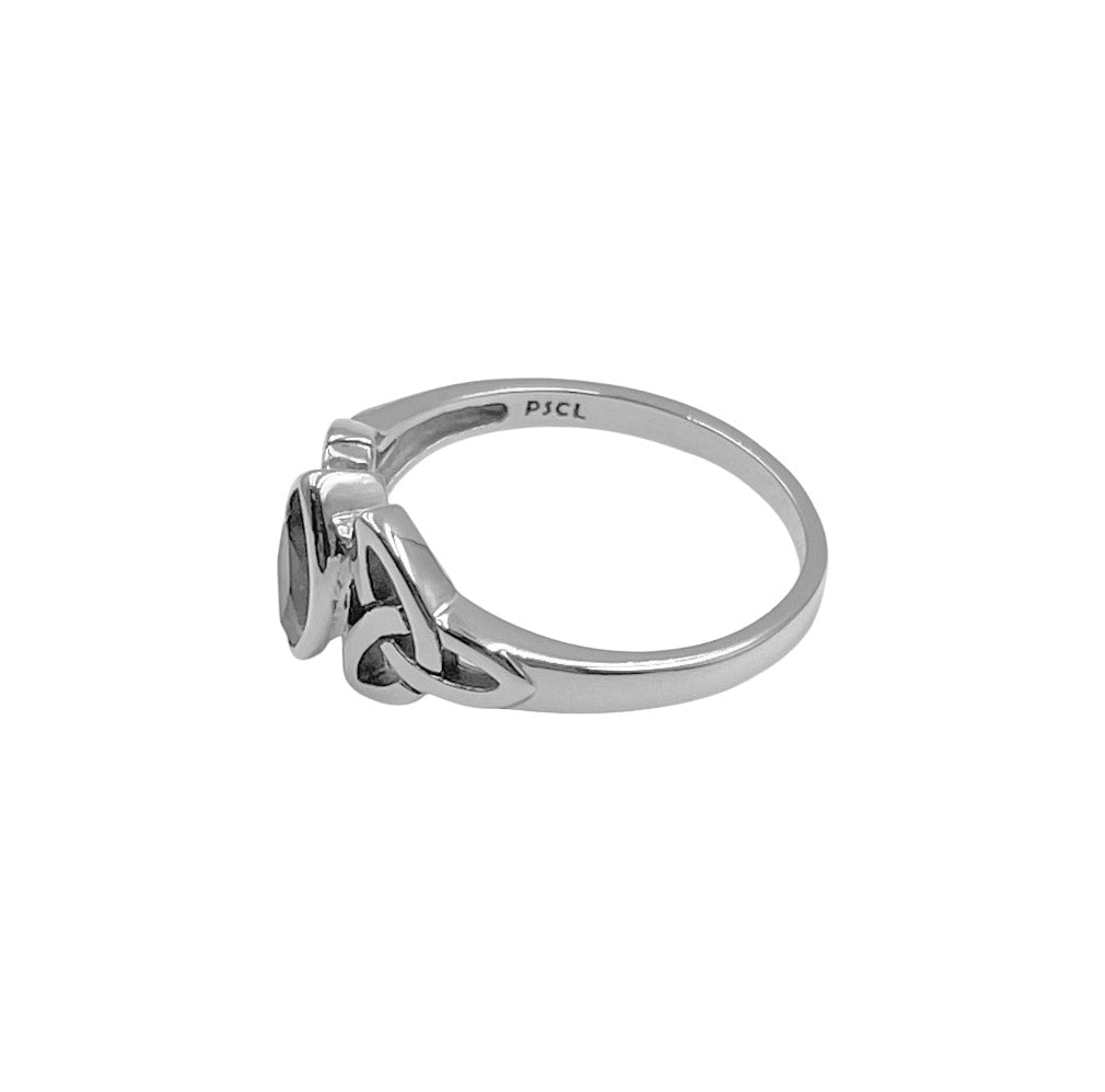 A Beautiful Tribute Celtic Trinity Knot Sterling Silver Ring TR114*
