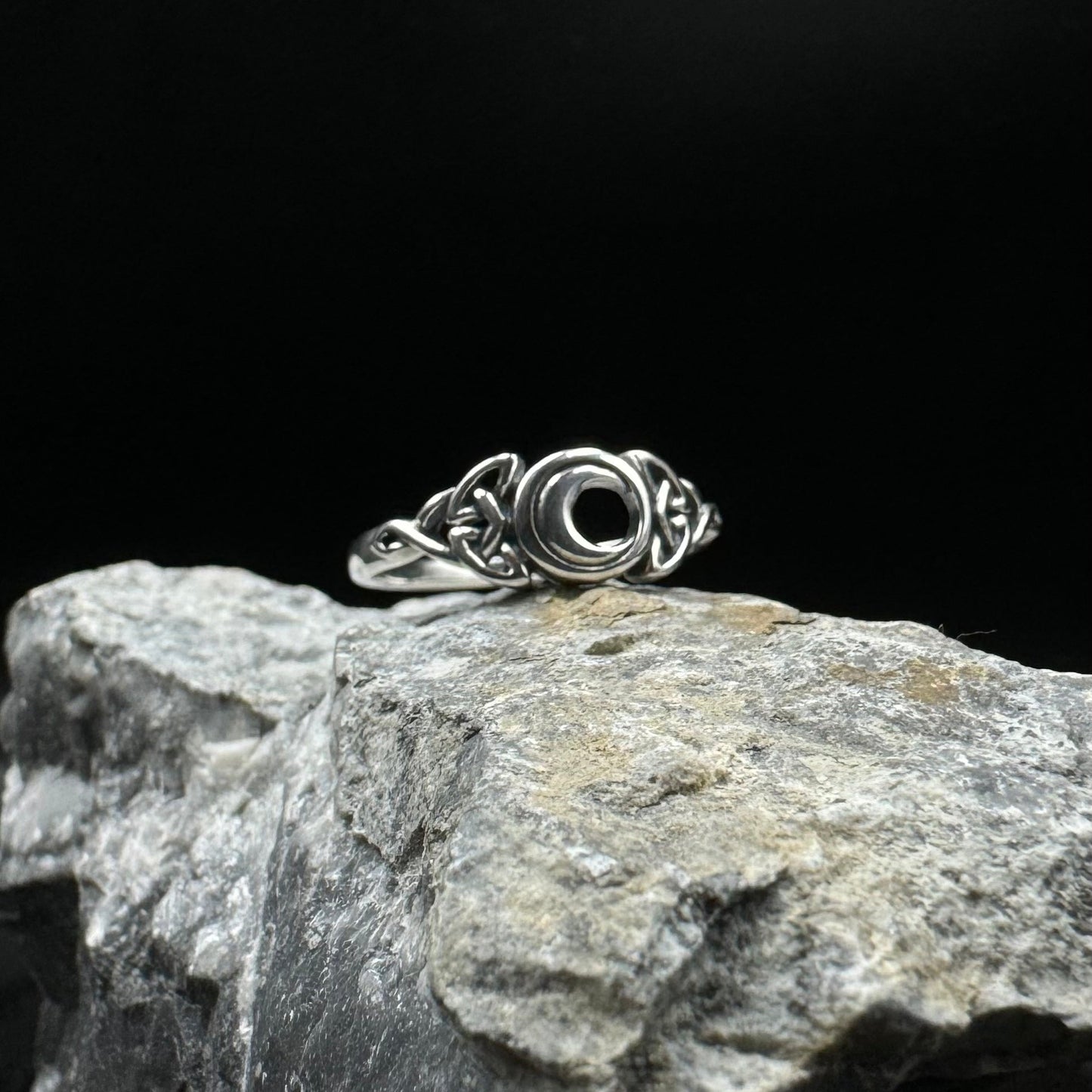 Celtic Knotwork & Crescent Moon Sterling Silver Ring TR1746