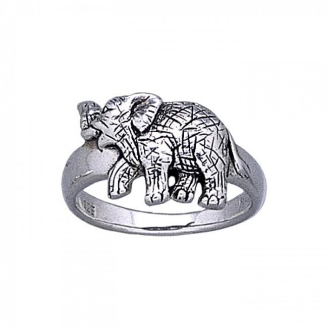 Lone Elephant Silver Ring TR1793