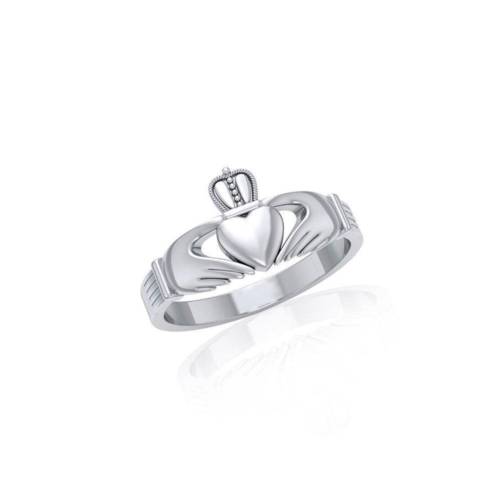 Irish Claddagh Silver Ring TR240