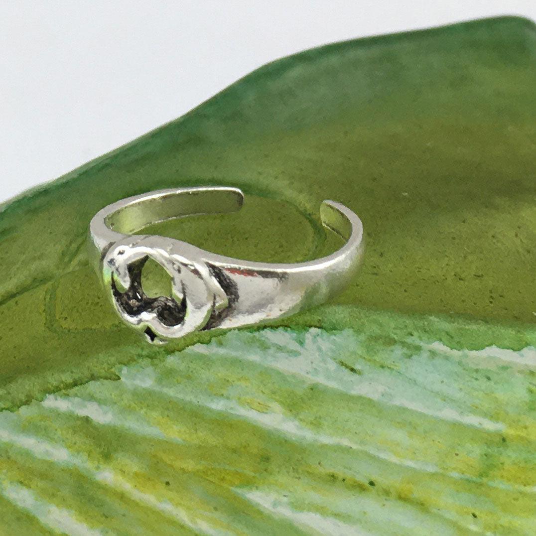 Kissing Dolphins Silver Toe Ring TR3717