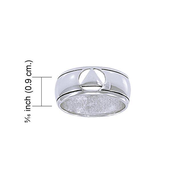 A perfect geometric punctuation ~ Sterling Silver Triangle Symbol Band TRI099 - peterstone.dropshipping