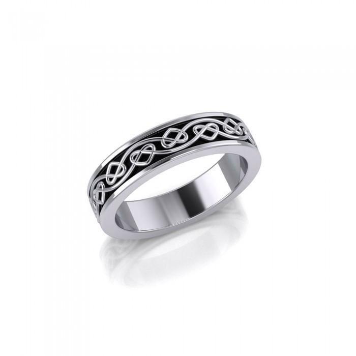 A Celtic art for the millennia ~ Sterling Silver Celtic Knotwork Ring TRI1345