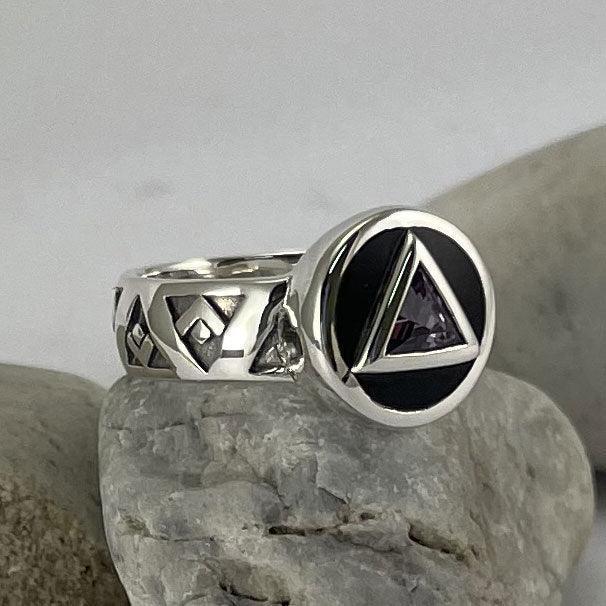 Recovery Band Ring with Gem TRI2274