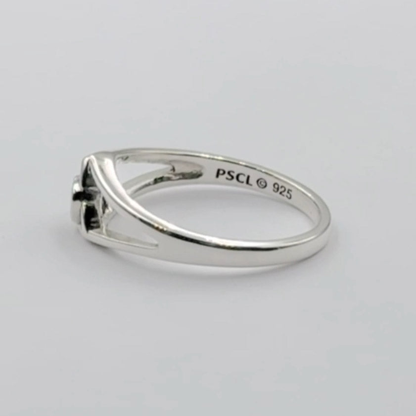 Celtic Trinity Knot Ring With Heart Gemstone TRI2309