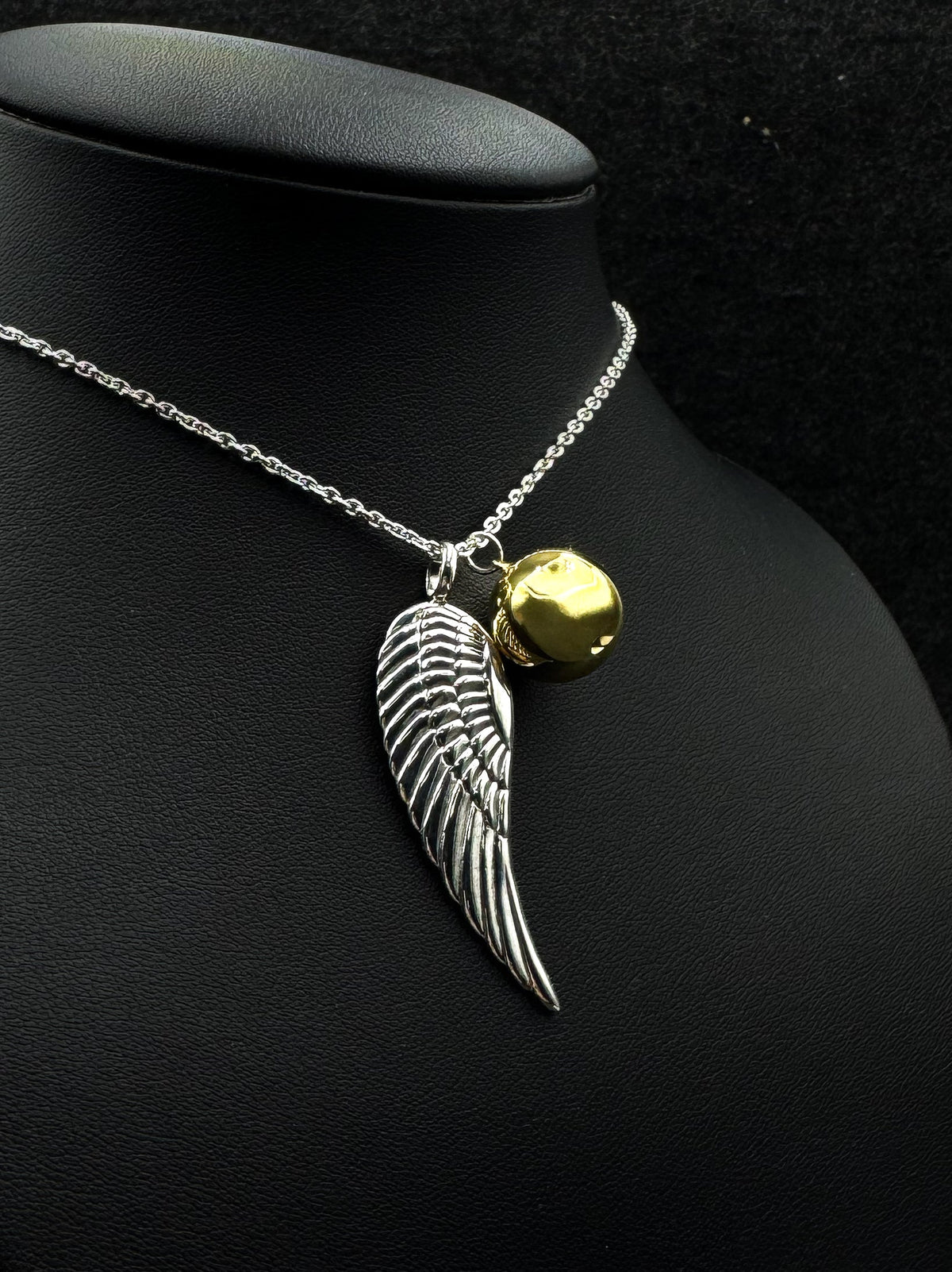 Angels Wing Sterling Silver Necklace With Globe Ball TSE711P