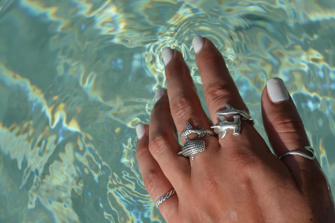 Independently strong hammerhead shark ~ Sterling Silver Jewelry Ring TRI1614