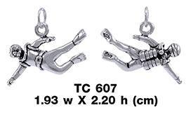 It’s more fun under the sea ~ Sterling Silver Scuba Diver Charm TC607 - peterstone.dropshipping