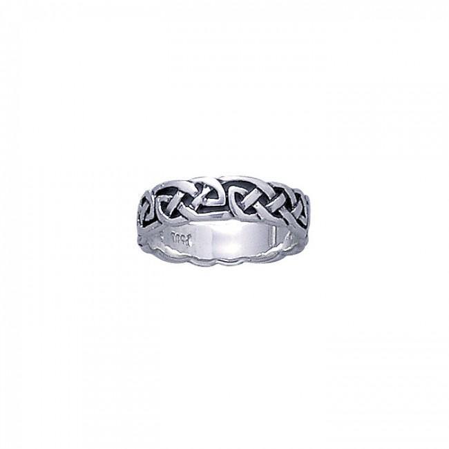 Finely Detailed Celtic Knot work Ring TR033 Ring