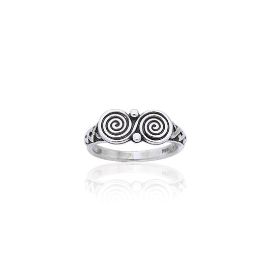 Double Spiral Celtic Knot Ring TR1003 Ring