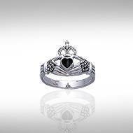 The love worth living for  ~ Celtic Knotwork Claddagh Sterling Silver Ring with Marcasite Gemstone TR2766 Ring
