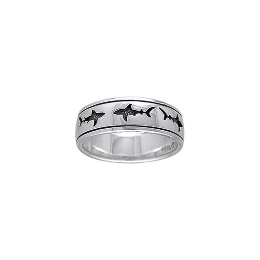A mighty representation of the ocean ~ Sterling Silver Jewelry Shark School Ring TR3693 Ring