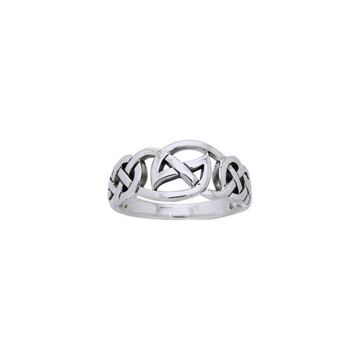 Dazzle with eternity and Celtic pride ~ Celtic Knotwork Sterling Silver Ring TRI889 Ring