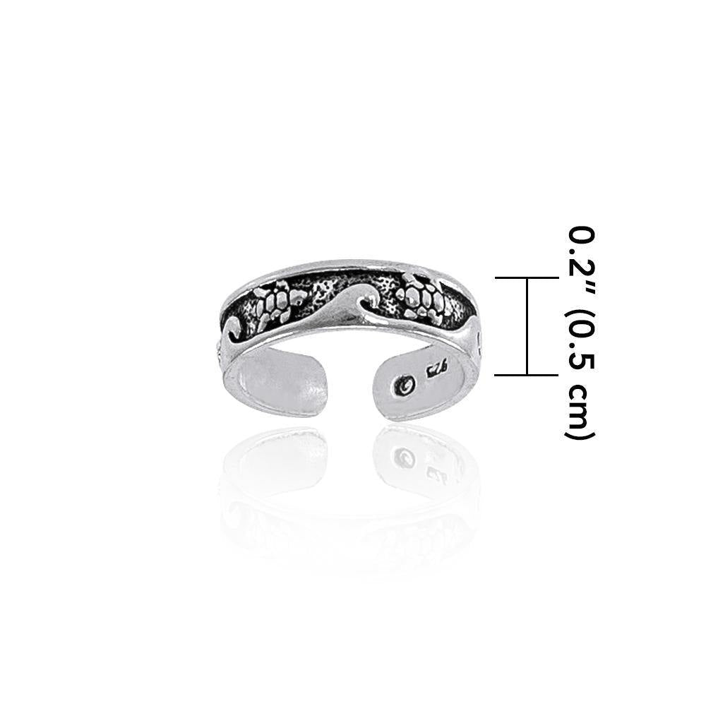 Sea turtles paddling on their way through the waves ~ Sterling Silver Toe Ring TR608 Toe Ring